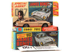 CORGI TOYS (GB) (1)
