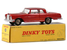 DINKY TOYS (FRANCE) (1)