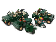 BRITAINS (GB) (5)