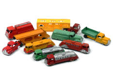 TOOTSIETOY (USA) (9)
