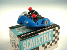 SCALEXTRIC (1)