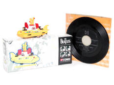 CORGI TOYS (GB) (2)