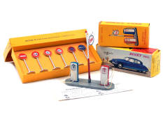 DINKY TOYS (FRANCE) (3)