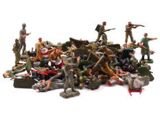 FIGURINES DIVERSES (60)