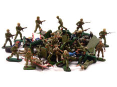 FIGURINES DIVERSES (60)