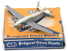 C.I.J. (FRANCE) (1)