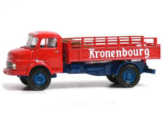 PARADE (FRANCE) (1)
