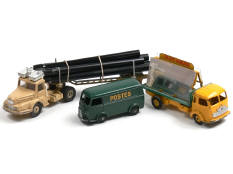 DINKY TOYS (FRANCE) (3)