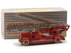 DINKY TOYS (FRANCE) (7)