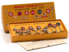 DINKY TOYS (GB) (1)