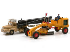 DINKY TOYS (FRANCE) (2)