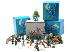 FIGURINES DIVERSES (1)