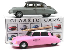 CLASSIC CARS & BP BOARDS (2)