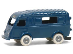 C.I.J. (FRANCE) (1)