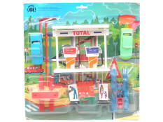 POLY-PLASTIC (MONACO) (1)