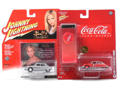 JOHNNY LIGHTNING (USA) (2)