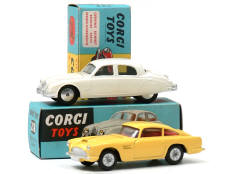 CORGI TOYS (GB) (2)