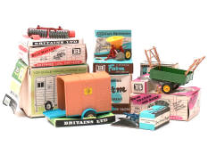 BRITAINS (GB) (5)
