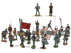 FIGURINES DIVERSES (25)