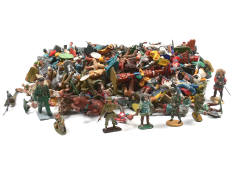 FIGURINES DIVERSES (1)