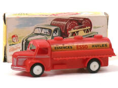 SCALE TOYS (FRANCE) (1)