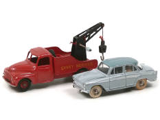 DINKY TOYS (FRANCE) (2)