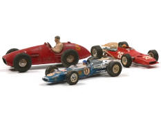 DINKY TOYS (FRANCE) (3)