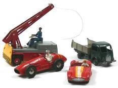 DINKY TOYS (FRANCE) (4)
