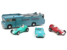 CORGI TOYS (GB) (4)