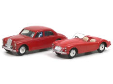 CORGI TOYS (GB) (2)
