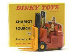 DINKY TOYS (FRANCE) (1)
