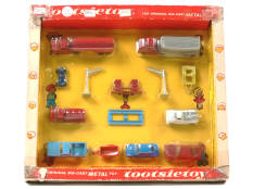 TOOTSIETOY (USA) (1)