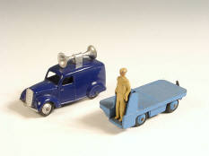 DINKY TOYS (GB) (2)