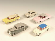 DINKY TOYS (5)