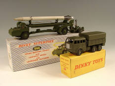 DINKY TOYS DIVERS (2)