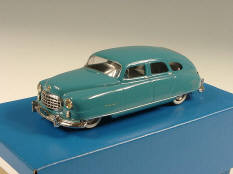 ZAUGG MODELS (SUISSE) (1)