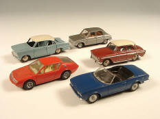 DINKY TOYS (FRANCE) (5)