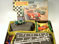 SCALEXTRIC (1)