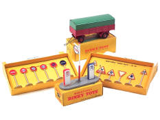 DINKY TOYS (FRANCE) (4)