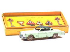 DINKY TOYS (FRANCE) (2)