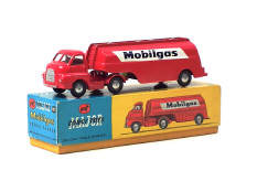 CORGI TOYS (GB) (1)