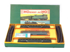 HORNBY 'HO' (1)