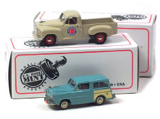 US. MODEL MINT (USA) (2)