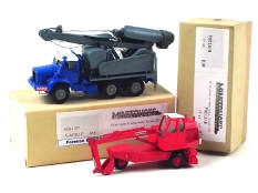 DIVERS & MINITRUCKS (2)