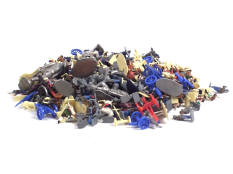 FIGURINES DIVERSES (1)