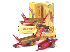 DINKY TOYS (GB) (4)