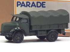 PARADE (FRANCE) (1)