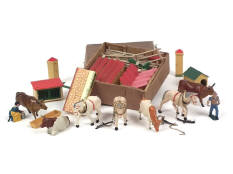 FIGURINES DIVERSES (1)