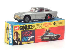 CORGI TOYS (GB) (1)
