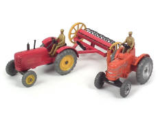 DINKY TOYS (GB) (3)